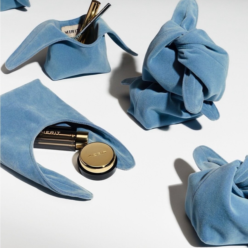 Nwt Merit Mini Makeup Bag
